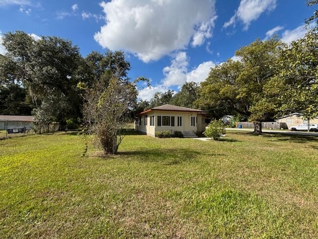 Building Photo - 8469 Cobb Rd