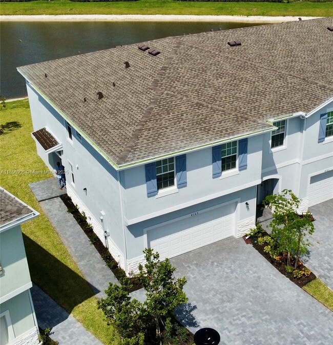 Building Photo - 4163 Lagoon Shore Dr