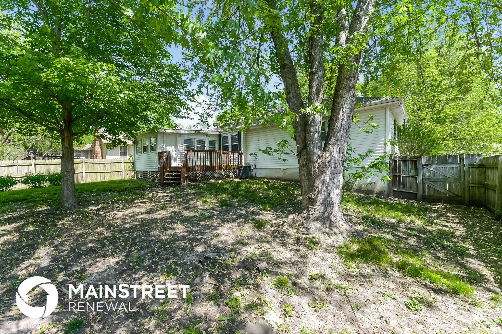 Building Photo - 5016 S Kendall Dr