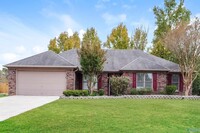 Building Photo - 132 Capote Dr