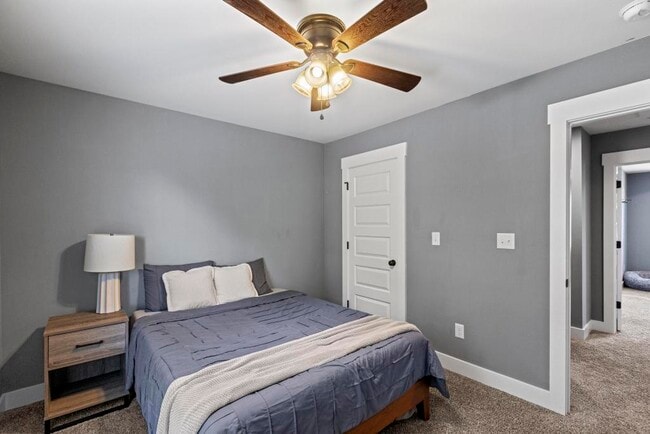 Building Photo - 205 Bangor Ct