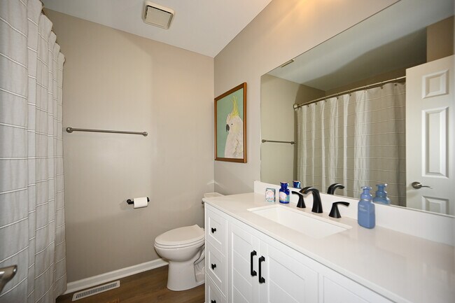 Building Photo - 7704 NW 86th St