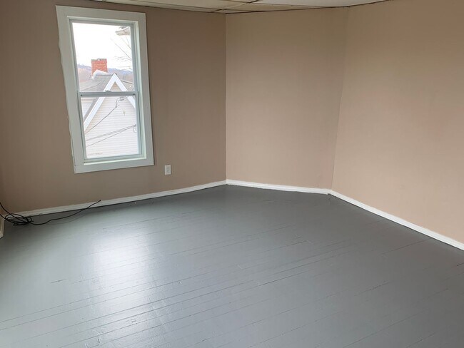 Building Photo - 1030 Quincy St