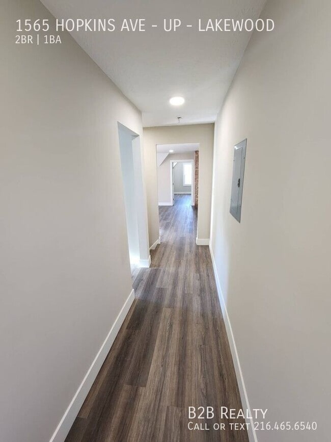 Building Photo - 1565 Hopkins Ave