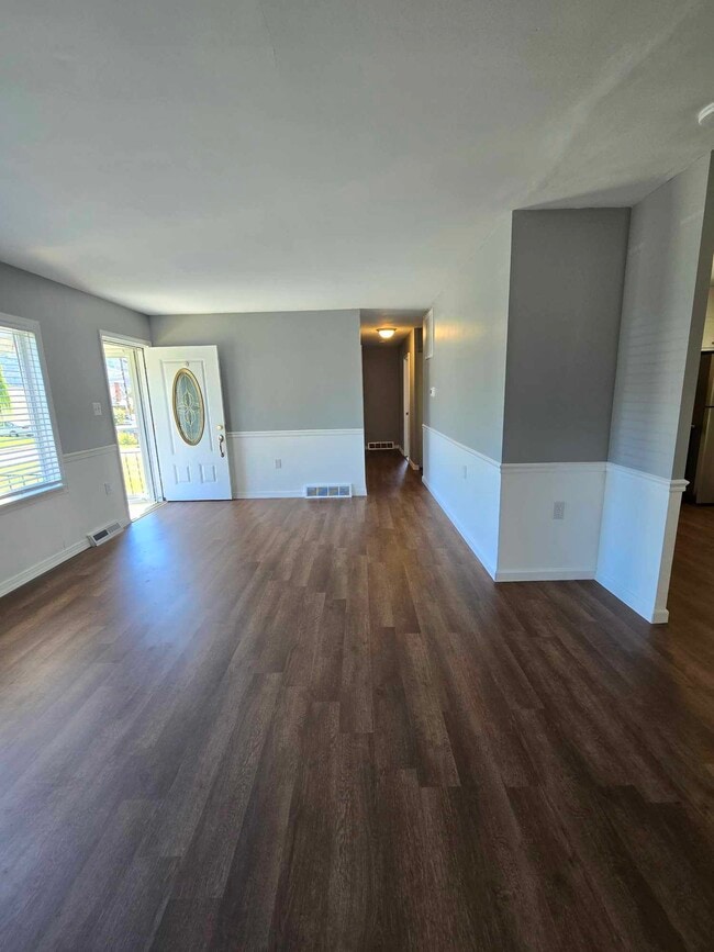 Building Photo - 259 Walton St