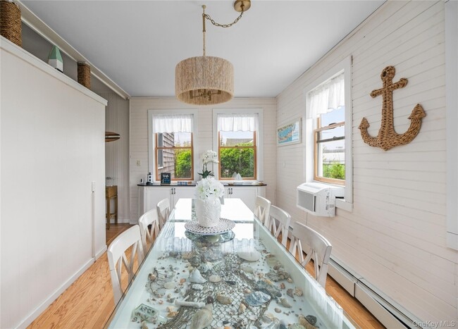 Building Photo - 639 Ocean Breeze Walk