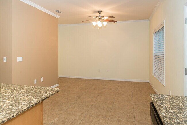 Building Photo - 1496 Bentley Cir