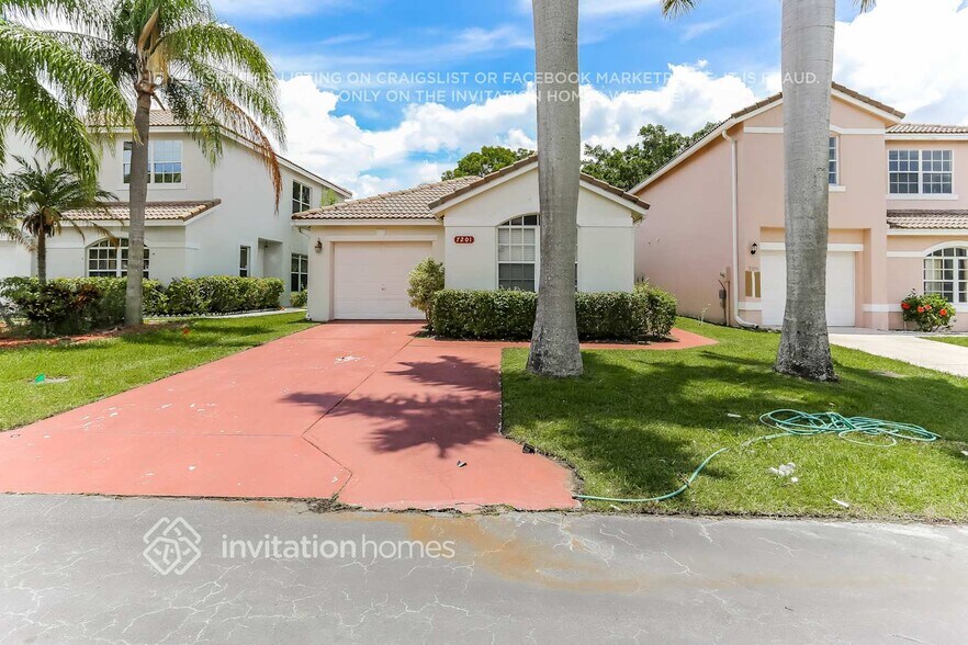 Building Photo - 7201 Vaca Key Way