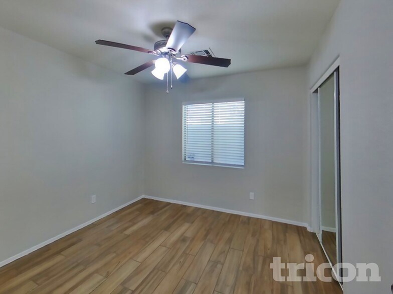 Building Photo - 873 E Geona St