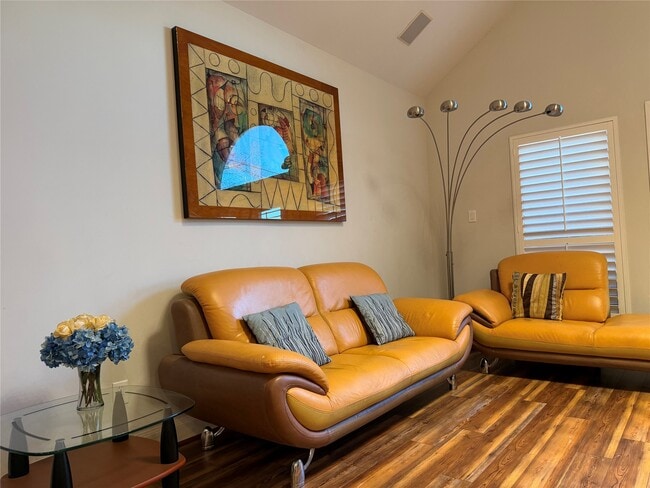 Building Photo - 9833 Marlink