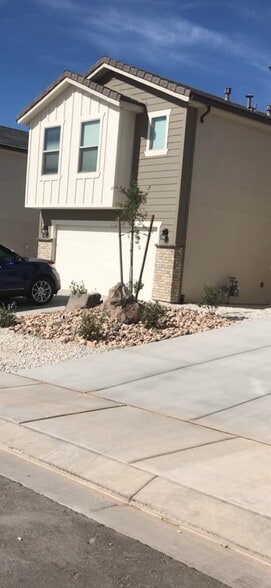 Building Photo - 6119 Zelda Dr