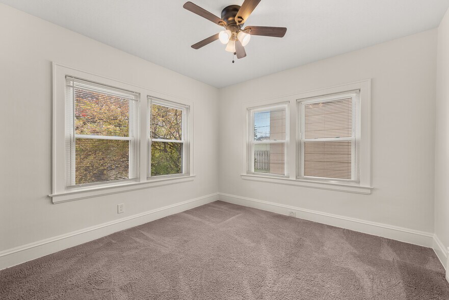 Building Photo - 2085 Marlowe Ave