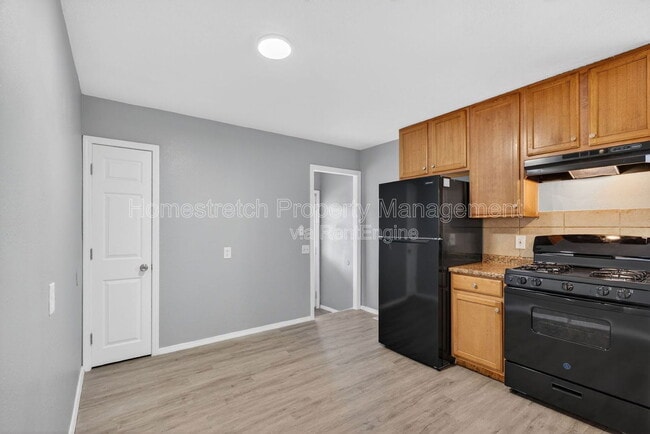 Building Photo - 2515 Valley Brook Dr