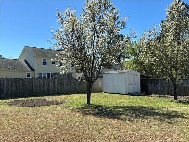 Building Photo - 6413 Brookshire St