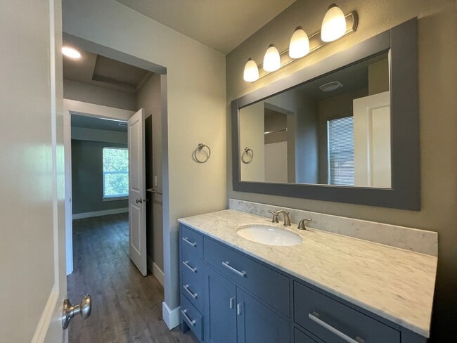 Building Photo - 2020 Build ~ 3Bd/ 1.5Ba Home in Hazelwood Neighborhood ~ Single Car Garage