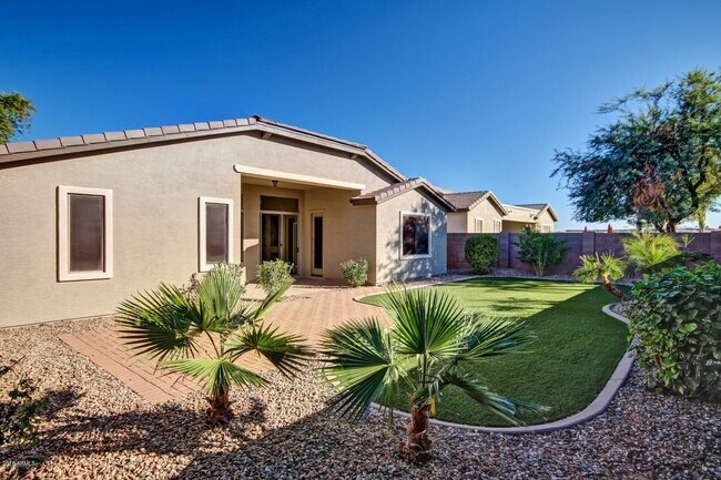 Building Photo - 13505 W Catalina Dr