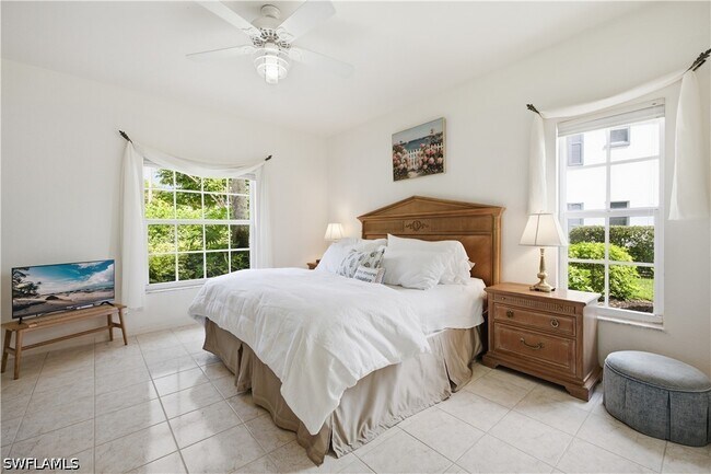Building Photo - 829 Tanbark Dr