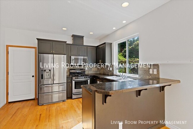 Building Photo - 2908 NE 88th Pl