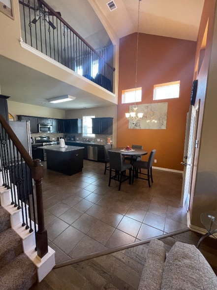 Primary Photo - 4502 Mallory Creek Dr