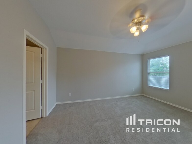 Building Photo - 141 Bridlewood St
