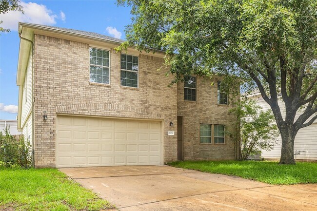Building Photo - 17250 Cricketbriar Ct