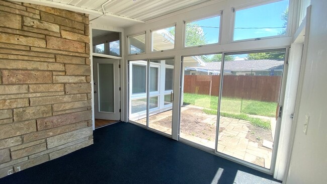 Building Photo - COMINF SOON. 11/14.  Beautiful 3 Bedroom, ...