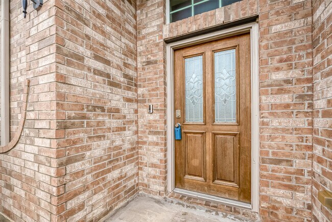 Building Photo - 21203 Branchport Dr