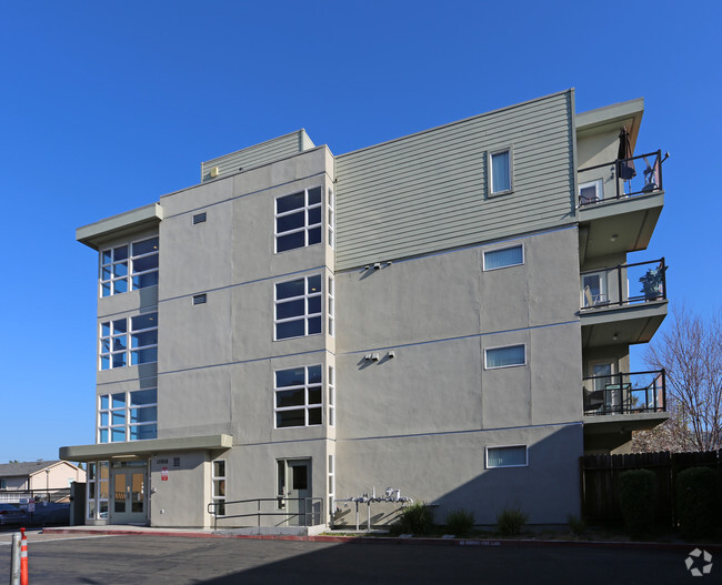 Building Photo - City Walk Condominiums