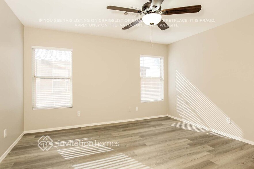 Building Photo - 11912 W Scotts Dr