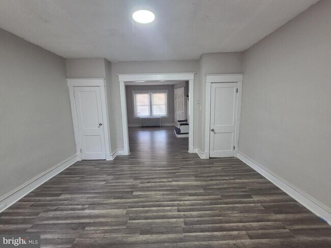Building Photo - 4829 N 10th St