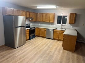 Building Photo - 431 Central AVE W