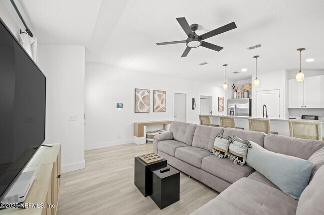 Building Photo - 973 Puryear St
