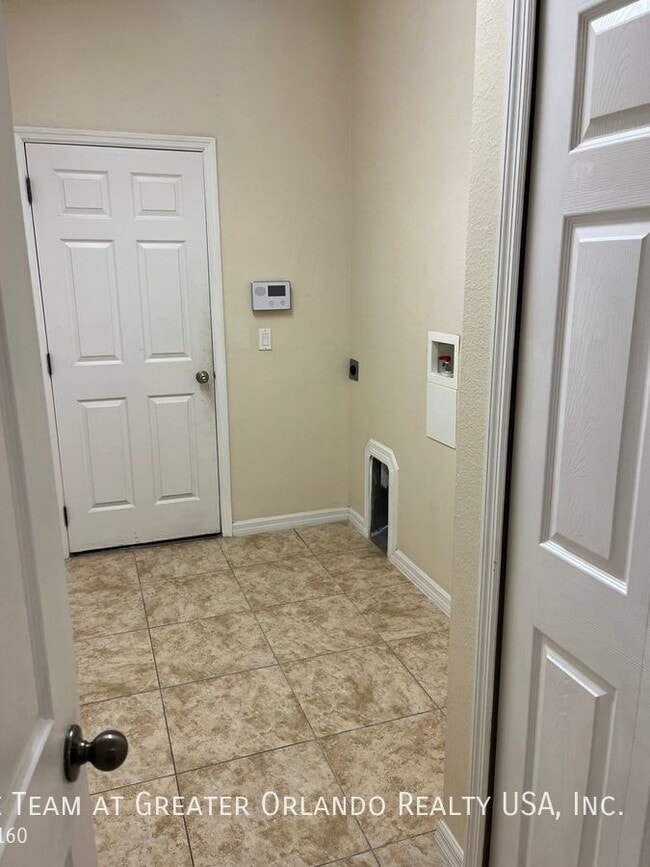 Building Photo - 1673 Scrub Jay Rd