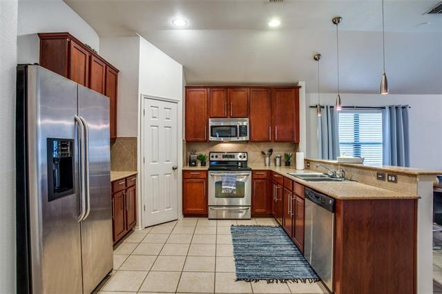 Building Photo - 609 Cunningham Dr