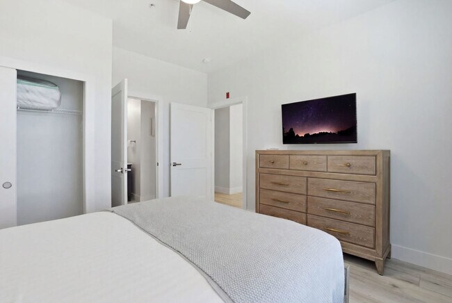 Building Photo - 7885 Mahogany Run Ln