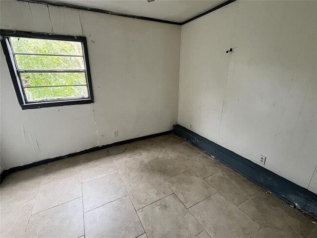 Building Photo - 124 Daytona Ave