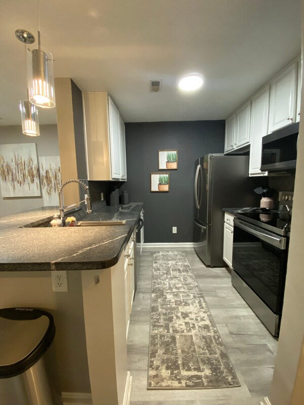Building Photo - 10300 Appalachian Cir