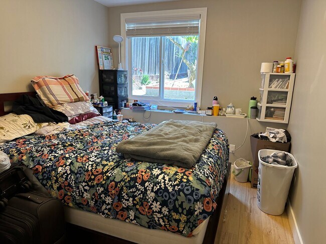 Building Photo - Charming Remodeled Home in Prime Excelsior...