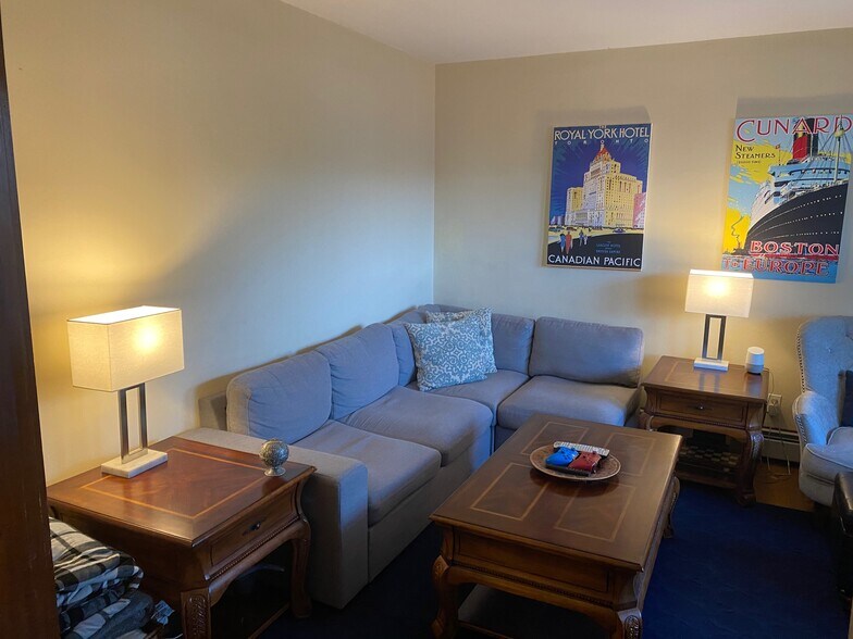 Building Photo - 144 Nonantum St