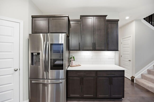 Building Photo - 254 Harness Way