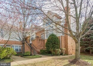 Building Photo - 7027 Haycock Rd
