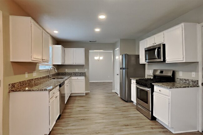 Building Photo - 22523 Willhanna Dr