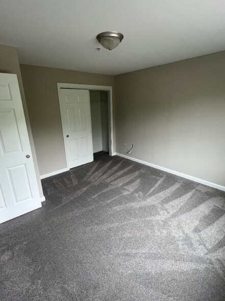 Building Photo - 10 Appaloosa Dr