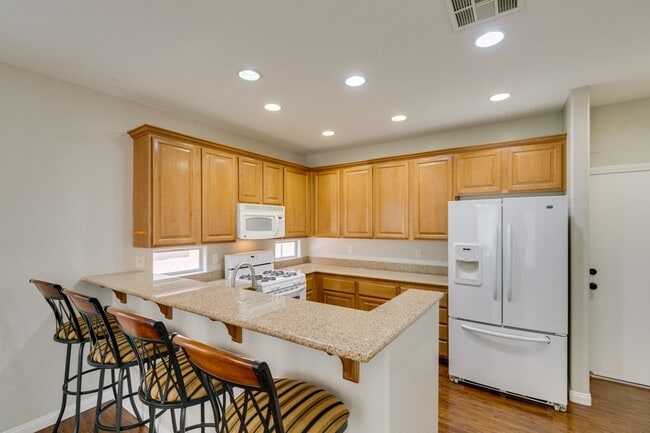 Building Photo - 9341 Colorful Rainbow Ave
