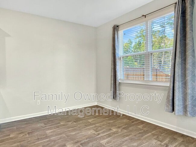 Building Photo - 146 Sweet Cherry Ln