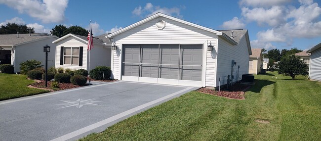 Building Photo - Furnish Single Family Home in The Villages