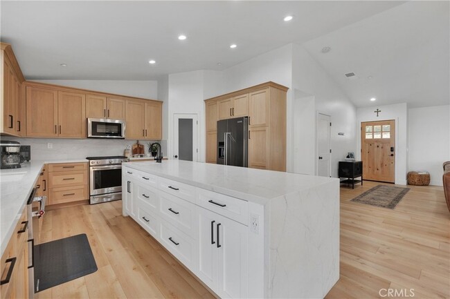 Building Photo - 2128 Pheasant Rd