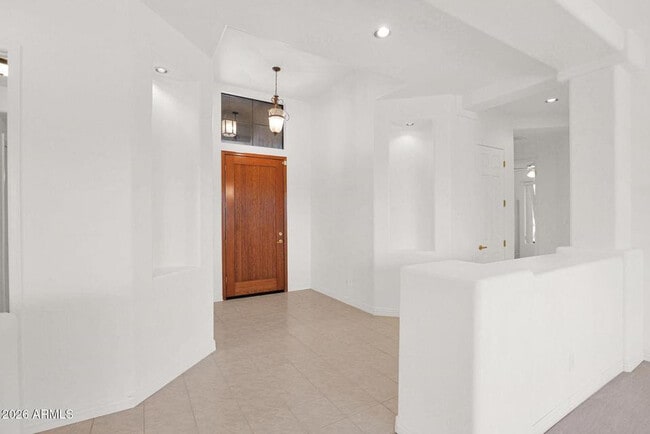 Building Photo - 18 E Paint Your Wagon Trail