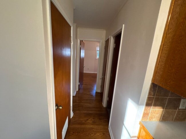 Building Photo - 11508 E 51 St S