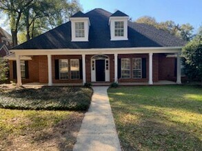 Building Photo - 1124 Sewanee Ct